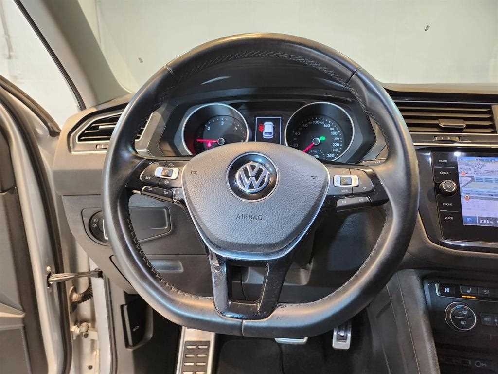 Volkswagen Tiguan - Vista 9