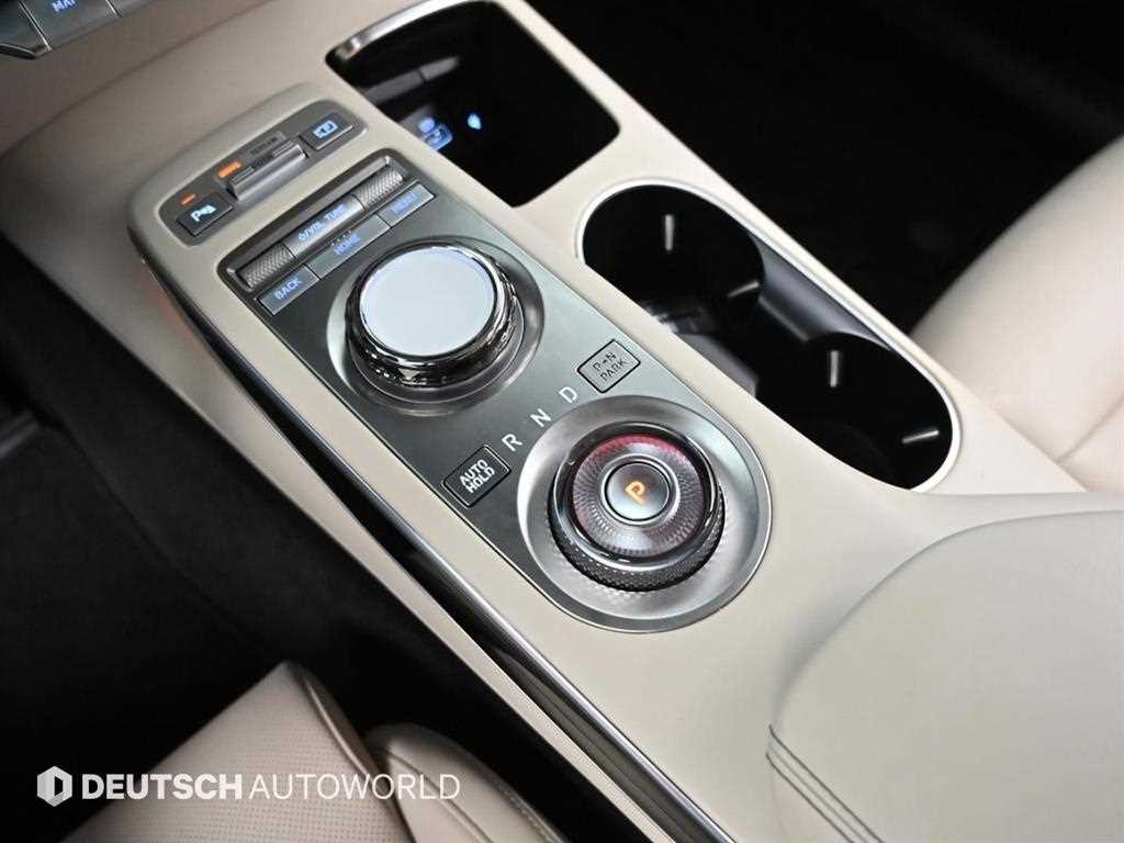 Genesis GV70 - Vista 9