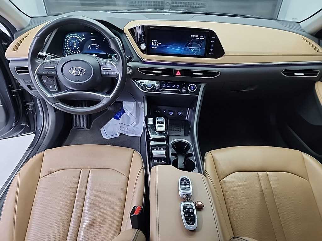 HYUNDAI Sonata - Vista 7