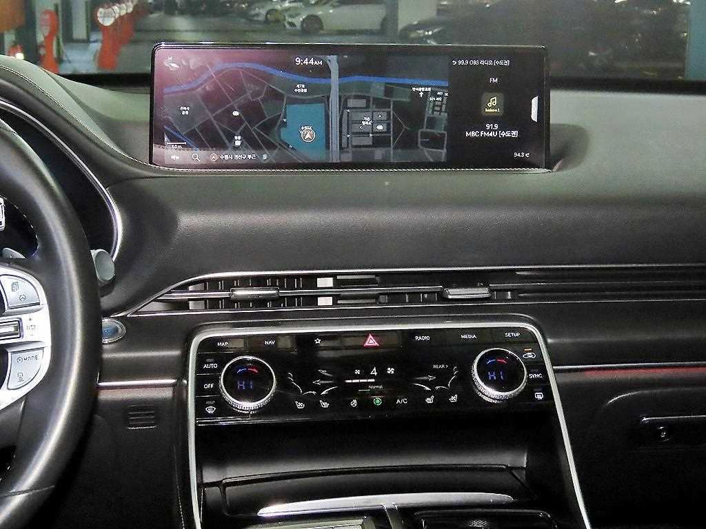 Genesis GV80 - Vista 11