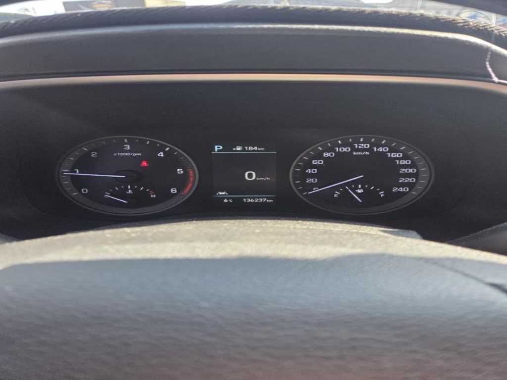 HYUNDAI Tucson - Vista 7