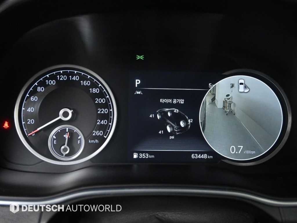 Genesis GV80 - Vista 8