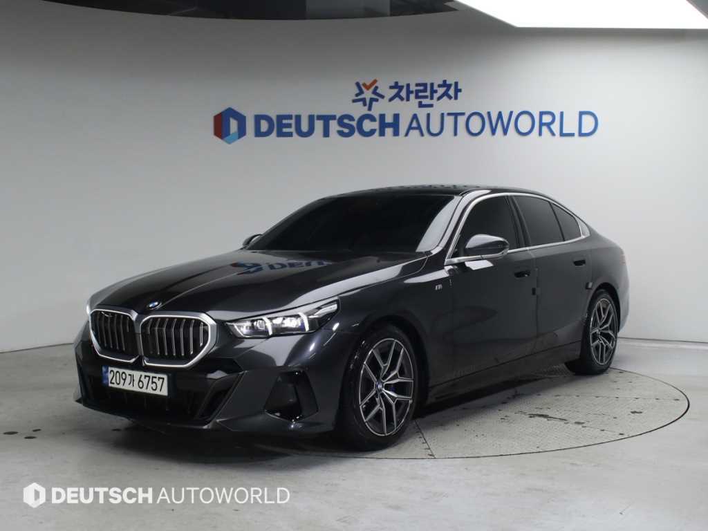 BMW 5 Series 2024 Gris - Importación desde Corea - HF Imports Iquique - Foto 1