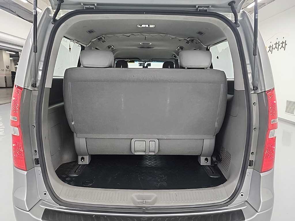 HYUNDAI Starex 2016 Gris - Importación desde Corea - HF Imports Iquique - Foto 18