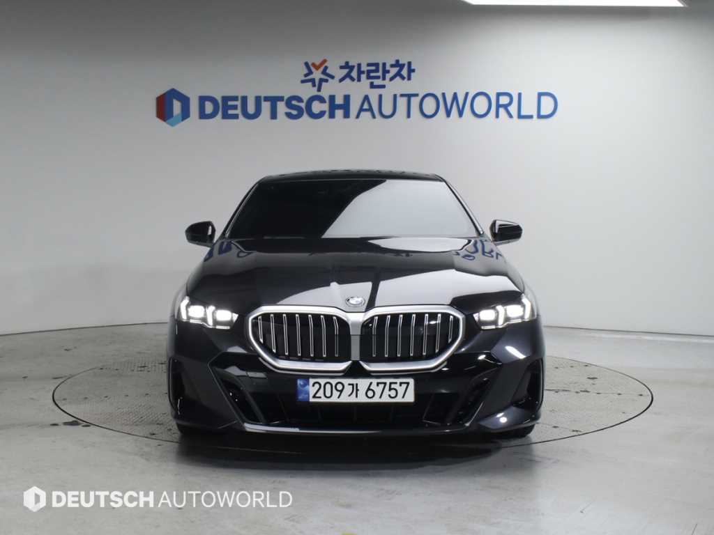 BMW 5 Series - Vista 3