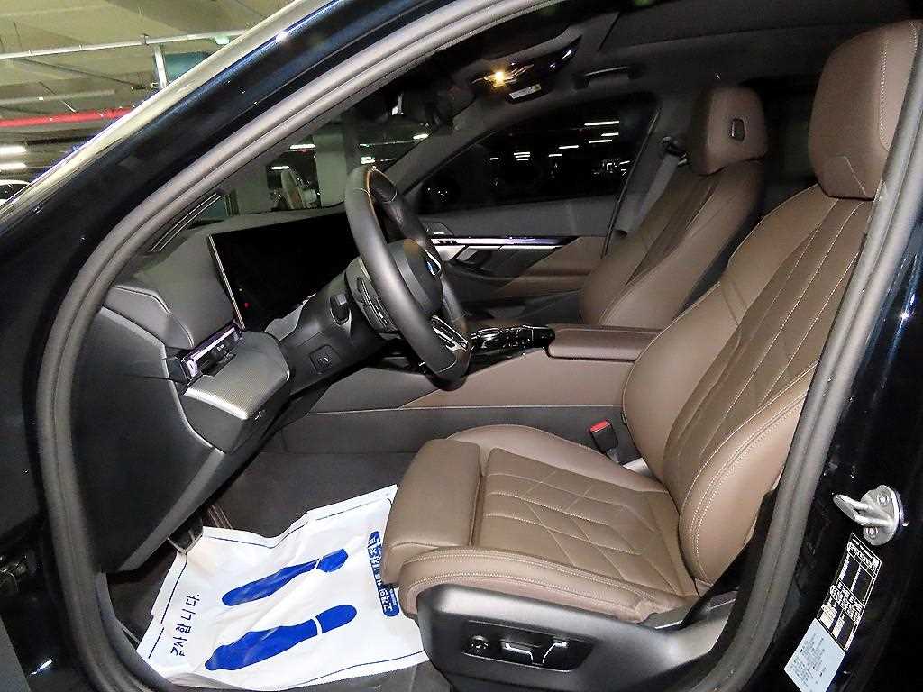 BMW 5 Series - Vista 6