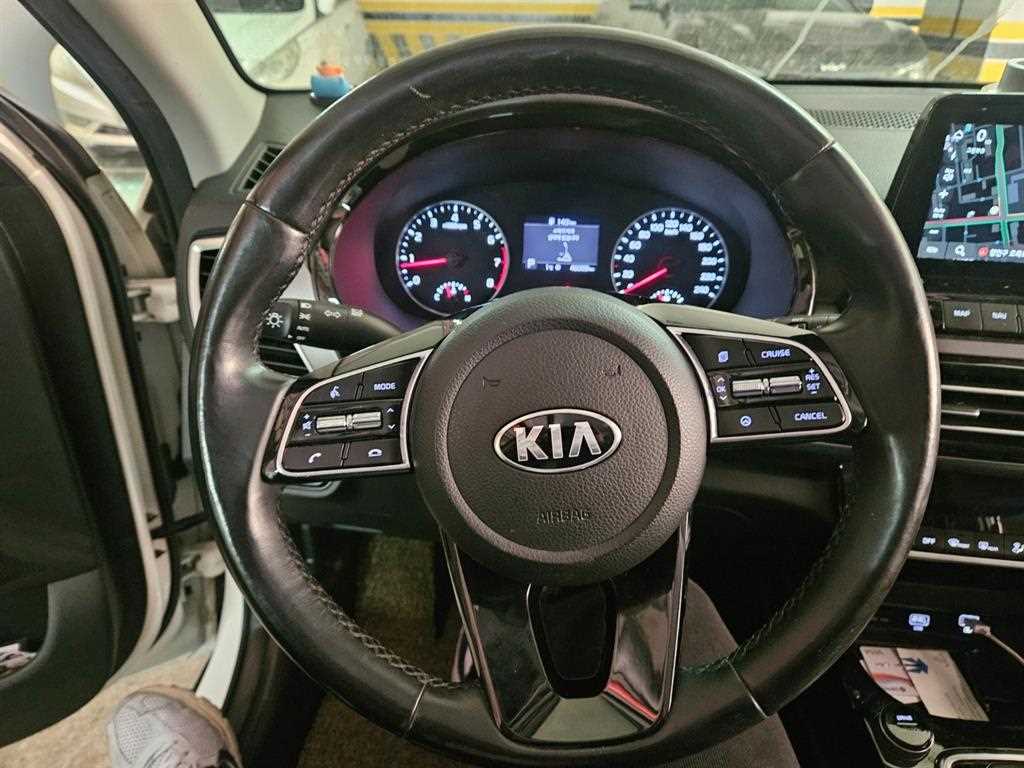 KIA Seltos - Vista 12