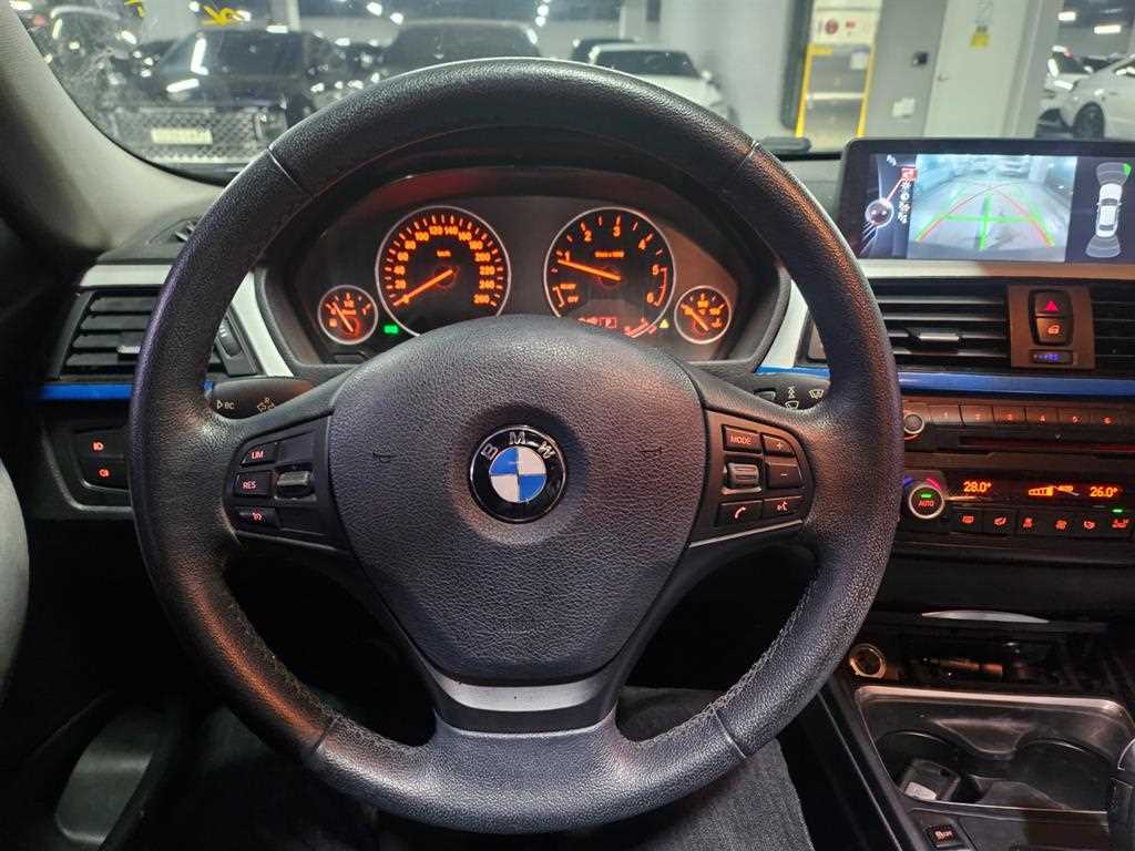 BMW 3 series - Vista 4