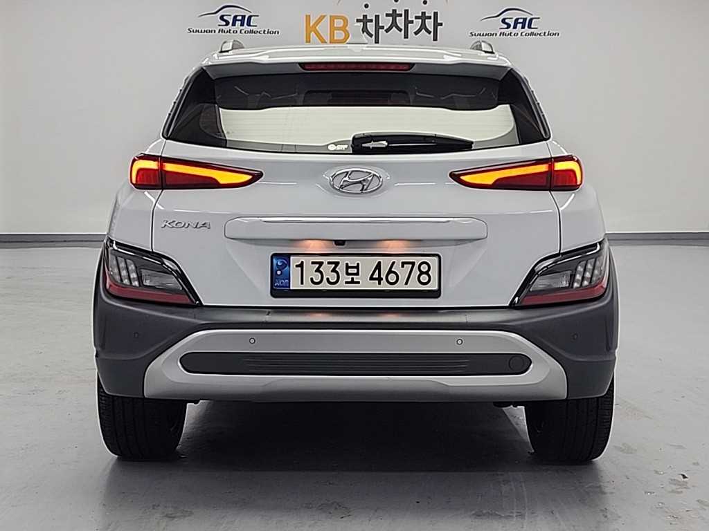 HYUNDAI Kona - Vista 3