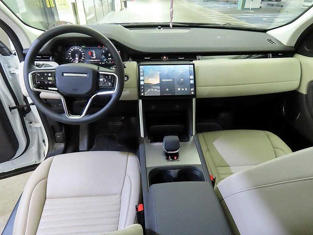 Land Rover Discovery Sports - Vista 10