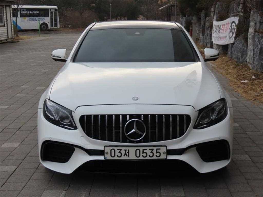 Mercedes Benz E class 2017 - Importación desde Corea - HF Imports Iquique - Foto 1