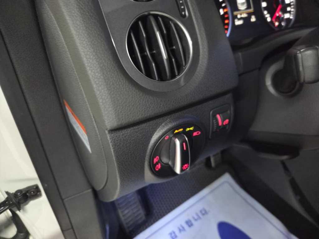 Volkswagen Tiguan - Vista 12