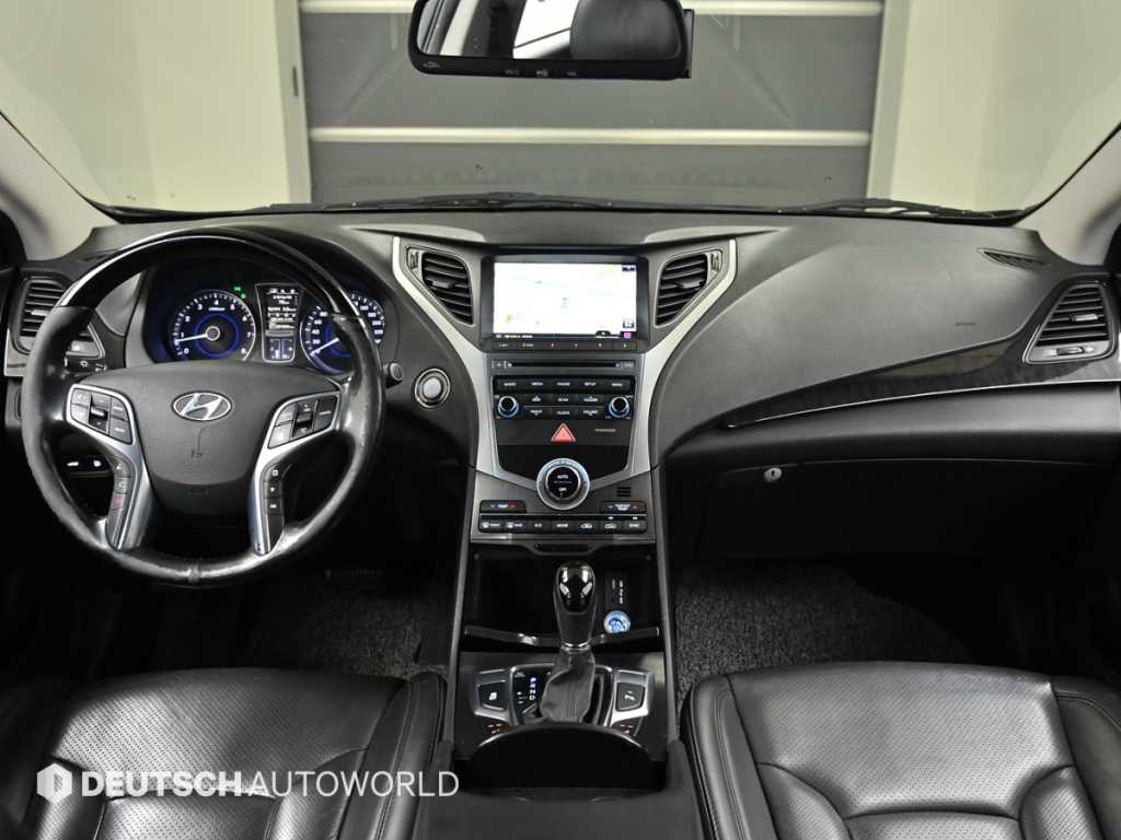 HYUNDAI Grandeur - Vista 7