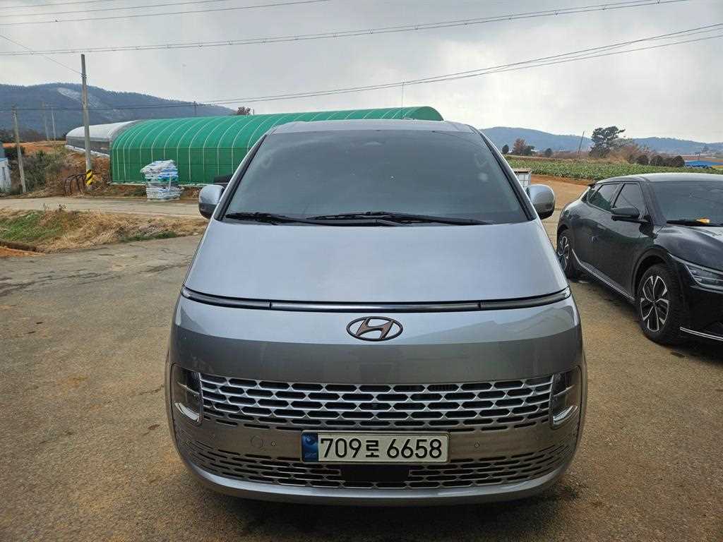 HYUNDAI Staria 2024 Gris - Importación desde Corea - HF Imports Iquique - Foto 1