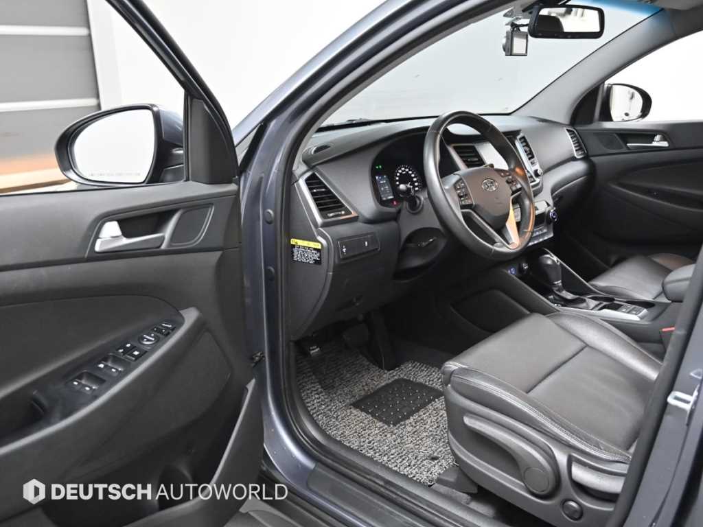 HYUNDAI Tucson - Vista 11