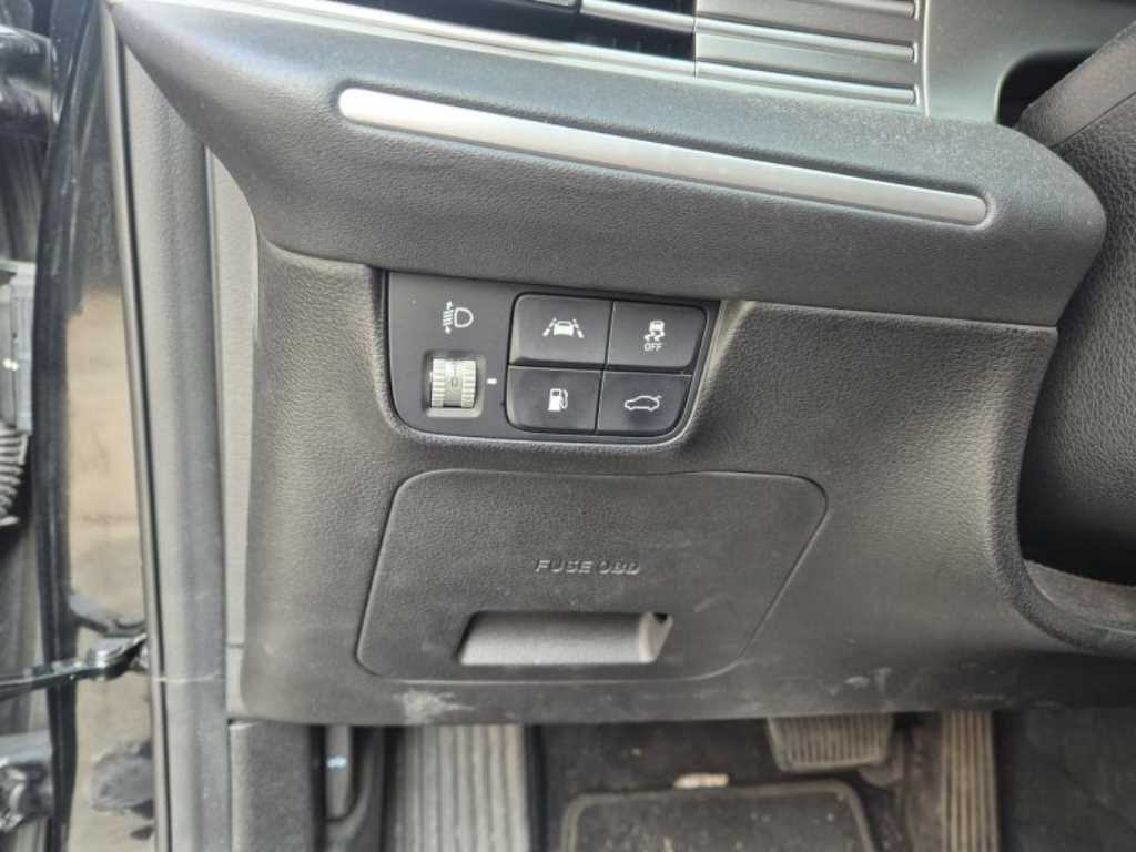 HYUNDAI Grandeur - Vista 9