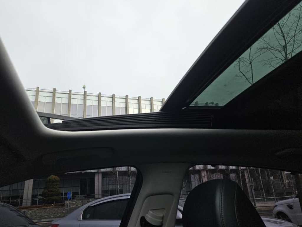 HYUNDAI Grandeur - Vista 6