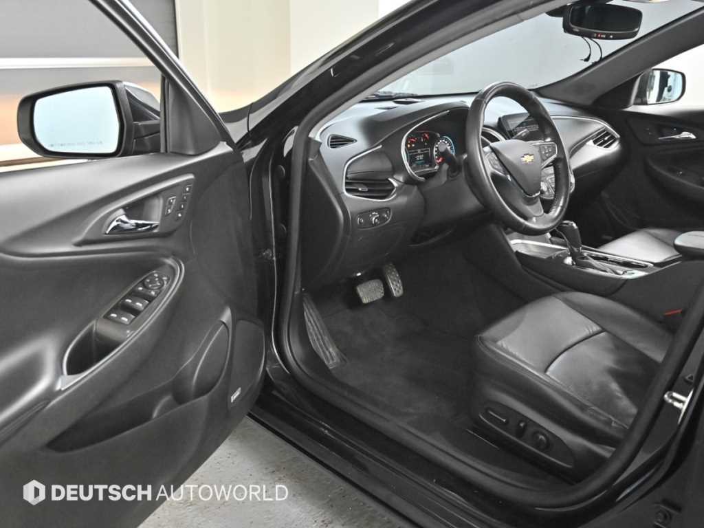 Chevrolet Malibu - Vista 11