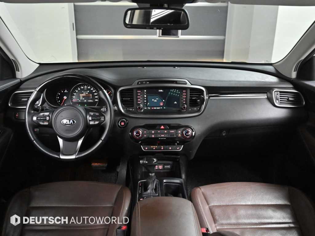 KIA Sorento - Vista 7