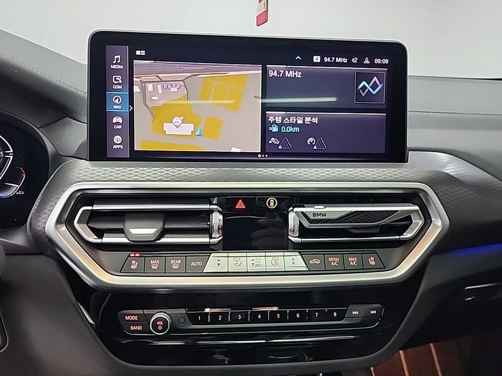 BMW X4 - Vista 10