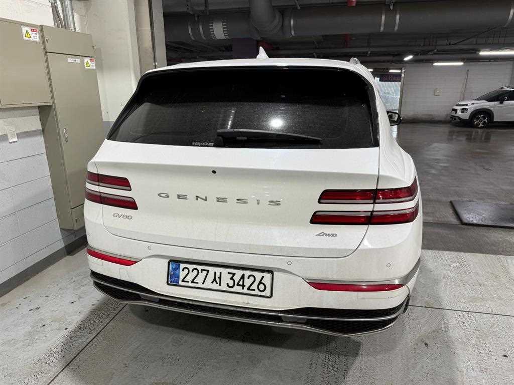 Genesis GV80 - Vista 4