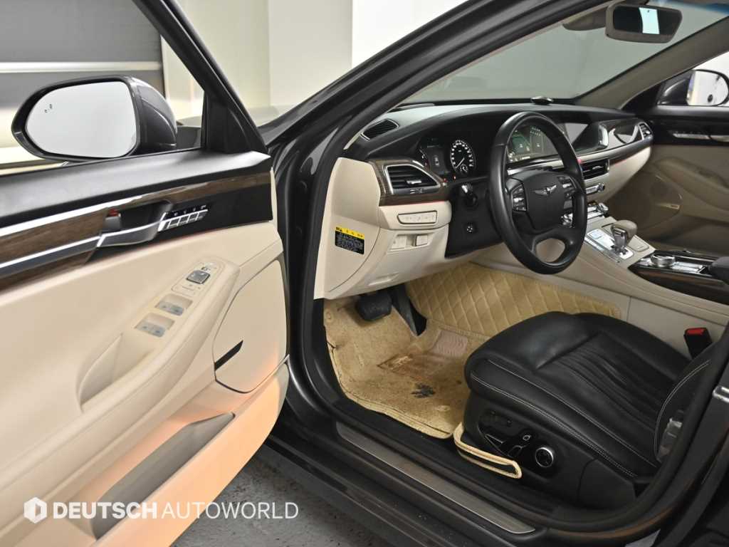 Genesis G90 - Vista 11