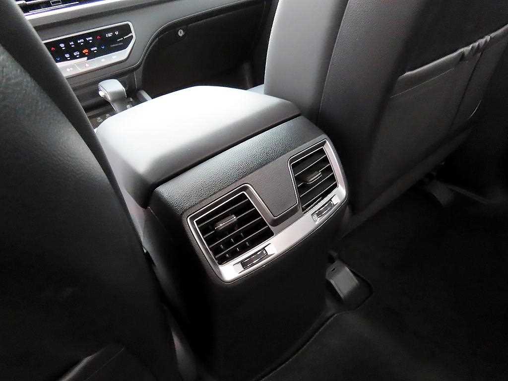 Ssangyong Rexton 2024 the color of pearl - Importación desde Corea - HF Imports Iquique - Foto 16