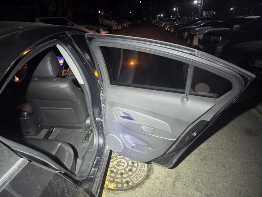 Chevrolet Cruise 2014 Negro - Importación desde Corea - HF Imports Iquique - Foto 17