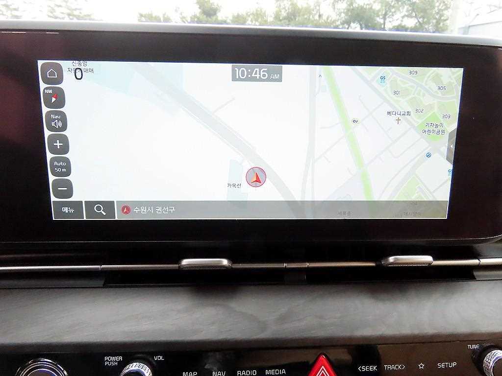 KIA Carnival - Vista 11