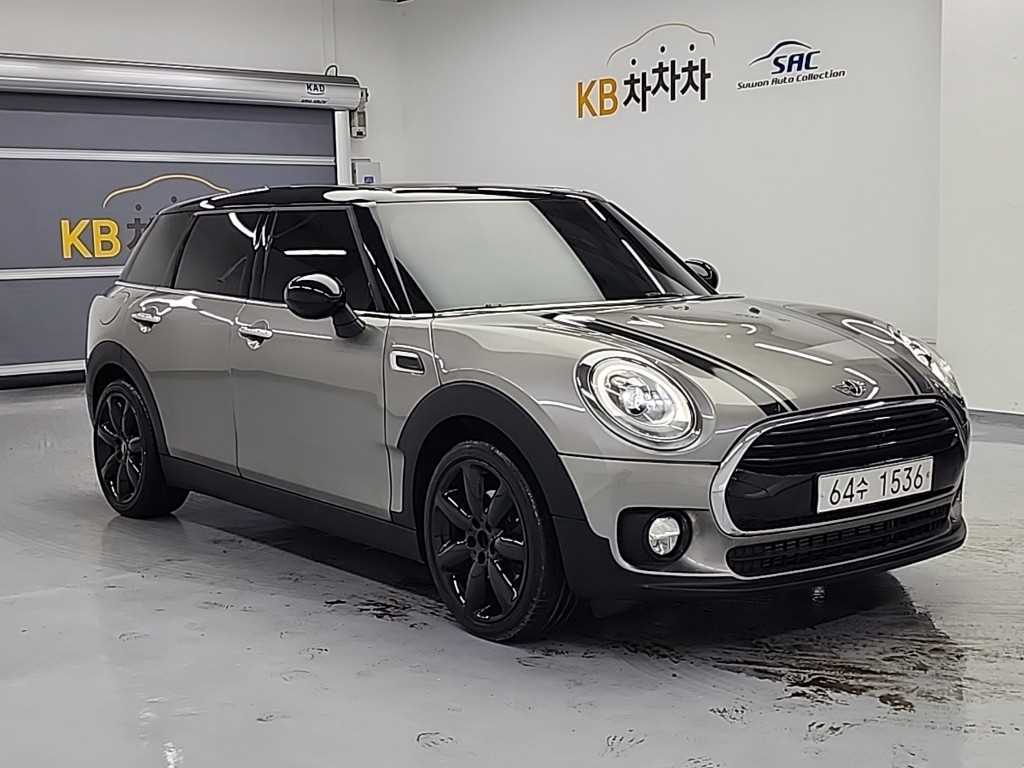 Mini Clubman - Vista 4