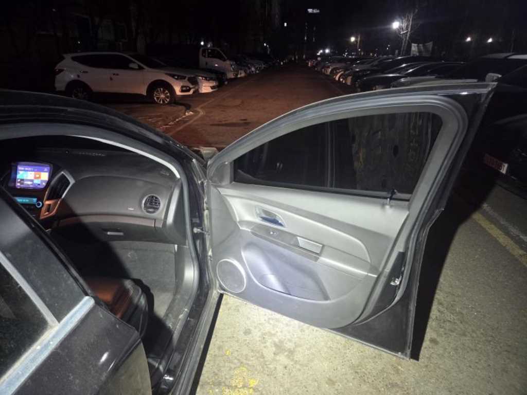 Chevrolet Cruise 2014 Negro - Importación desde Corea - HF Imports Iquique - Foto 15