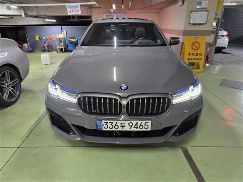 BMW 5 Series 2021 Gris - Importación desde Corea - HF Imports Iquique - Foto 1