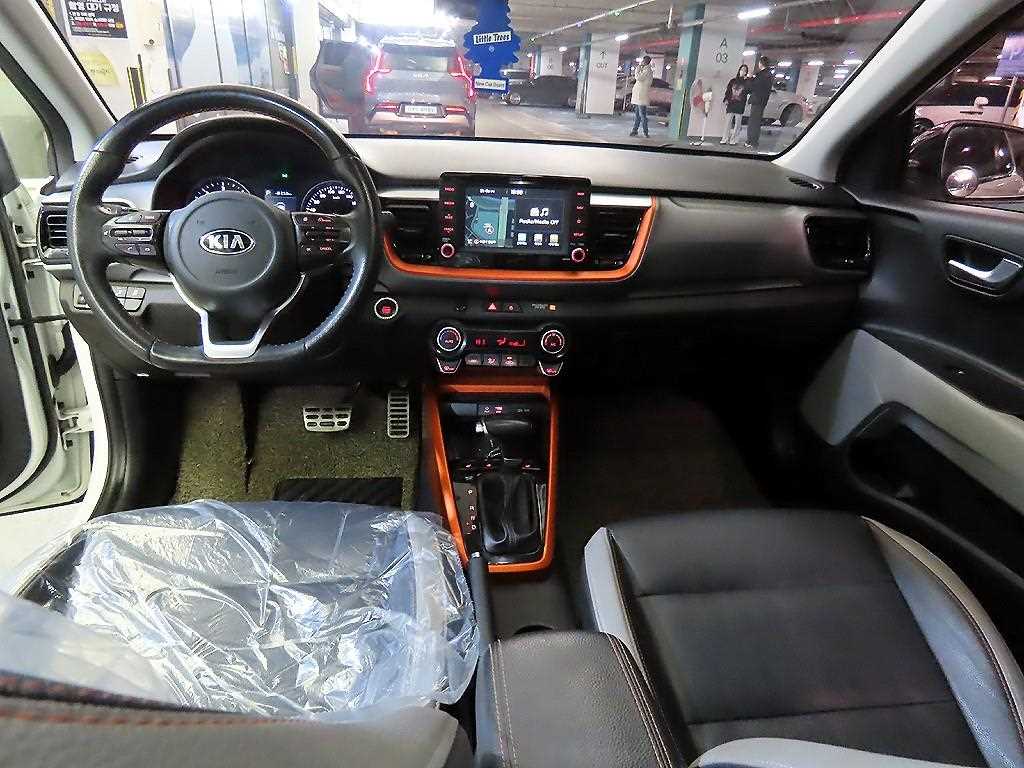 KIA Stonic - Vista 10