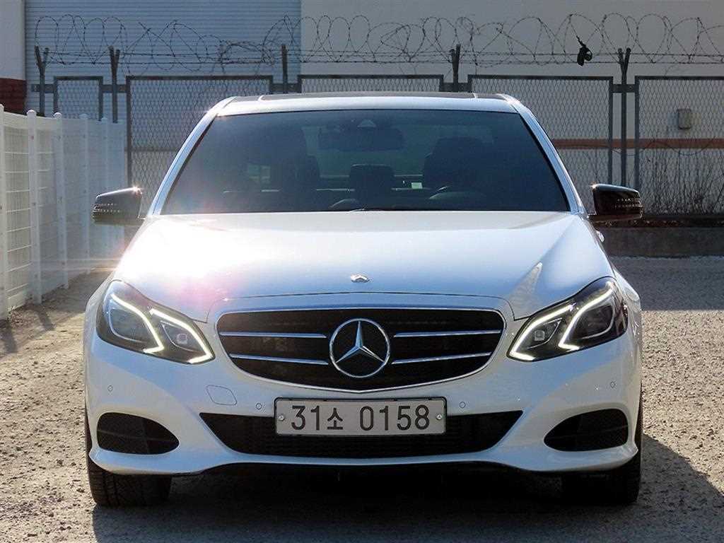 Mercedes Benz E class 2016 Blanco - Importación desde Corea - HF Imports Iquique - Foto 1