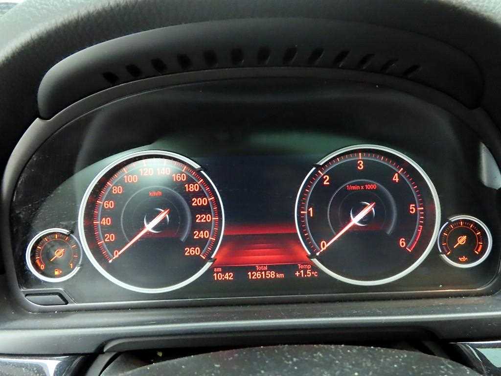 BMW 5 Series - Vista 5