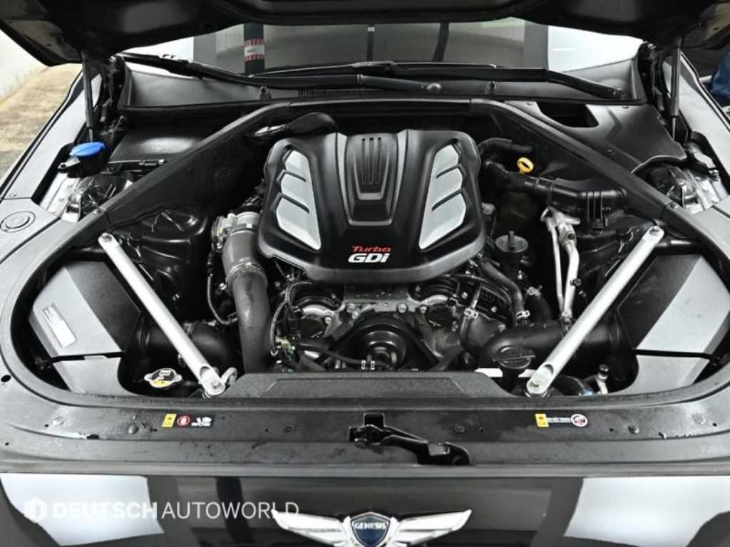 Genesis EQ900 - Vista 6