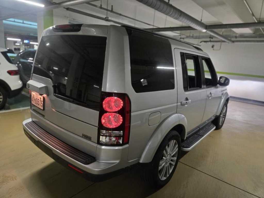 Land Rover Discovery - Vista 4