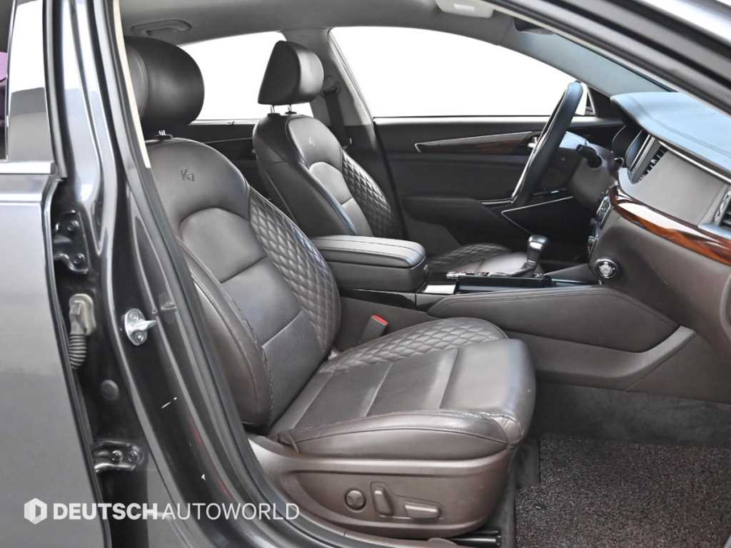 KIA K7 - Vista 10