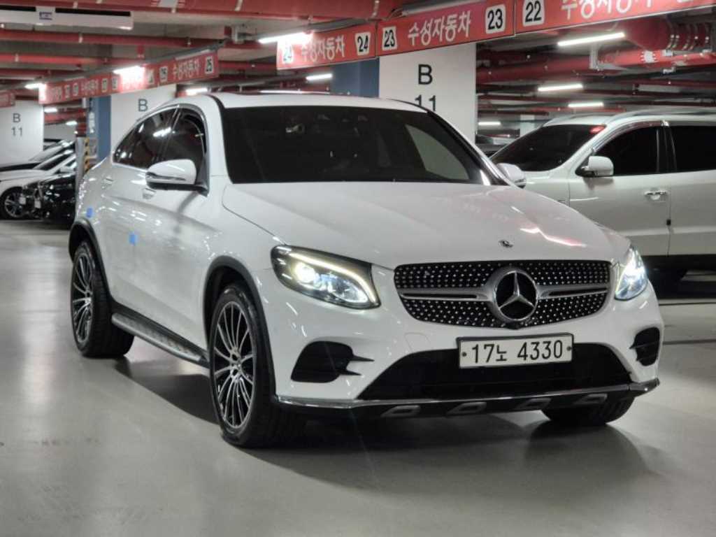 Mercedes Benz GLC Class - Vista 2