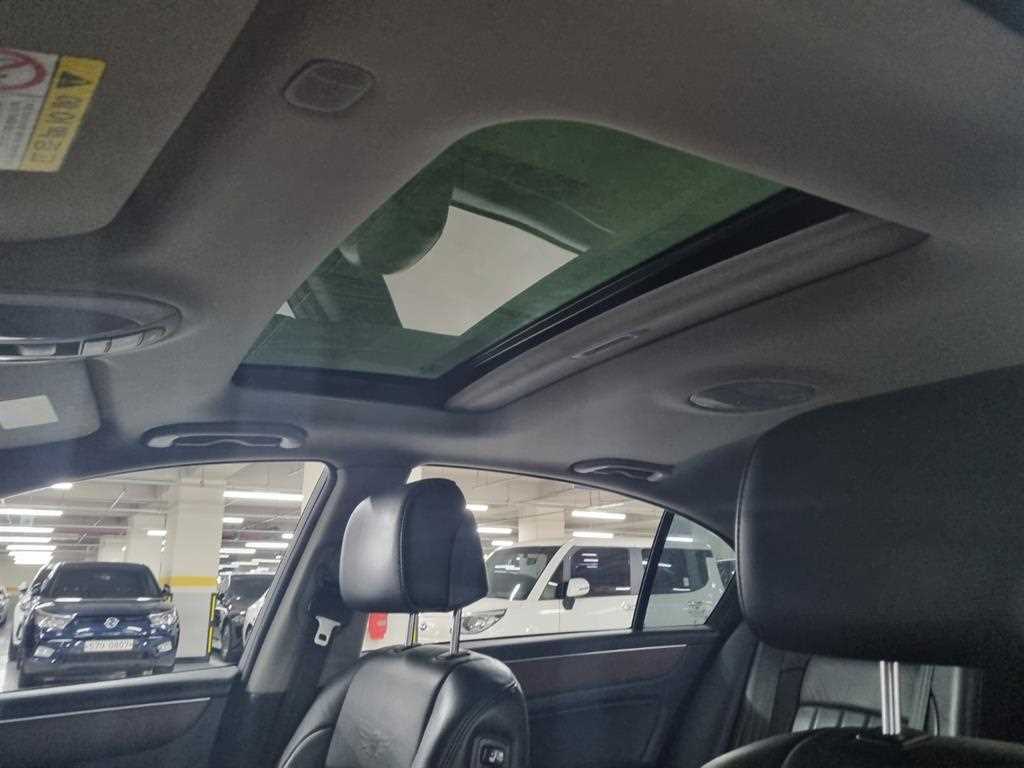 HYUNDAI Genesis 2013 Plateado - Importación desde Corea - HF Imports Iquique - Foto 15