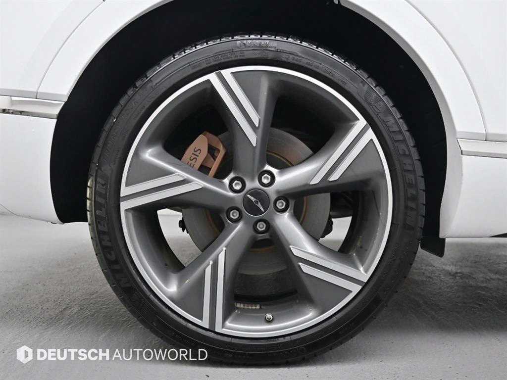 Genesis GV80 - Vista 5