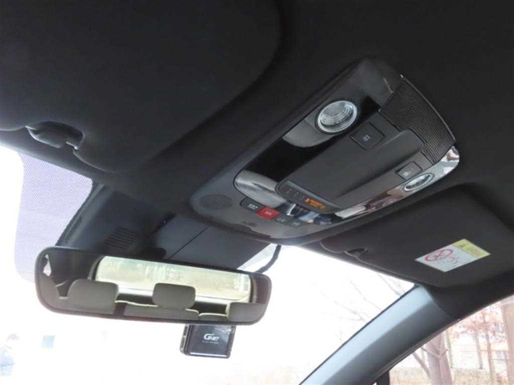 KIA Sorento - Vista 10