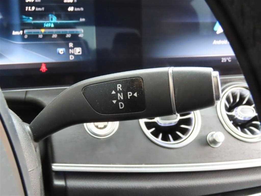 Mercedes Benz E class - Vista 6