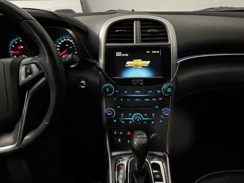 Chevrolet Malibu - Vista 10