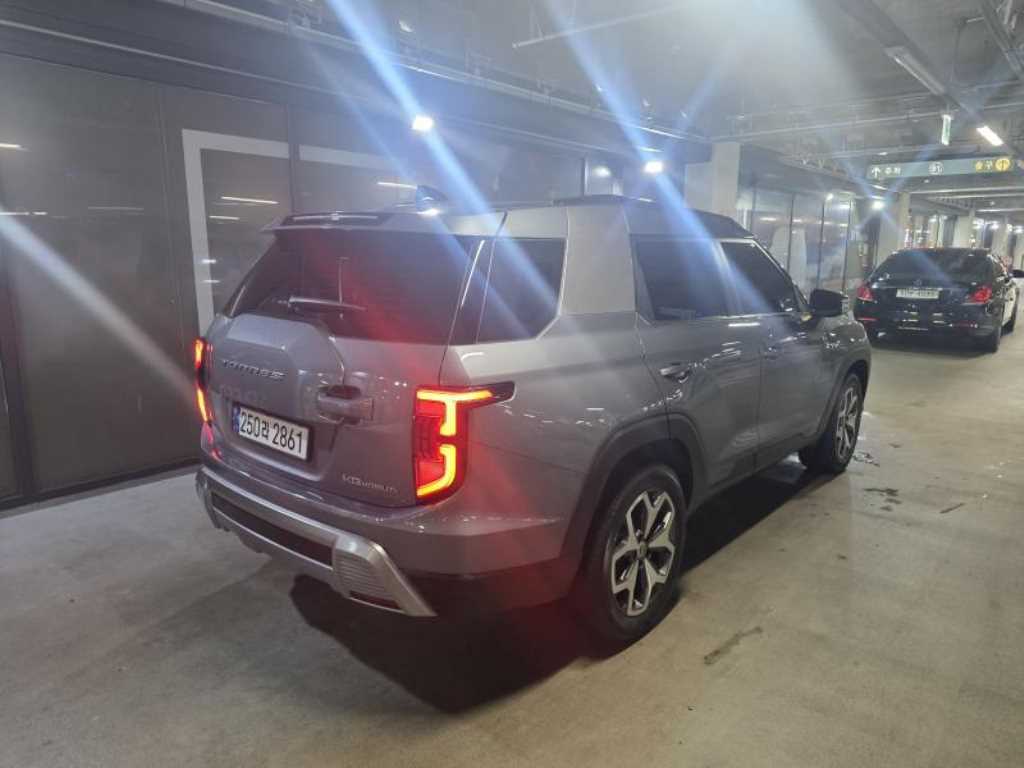 Ssangyong Torres - Vista 4