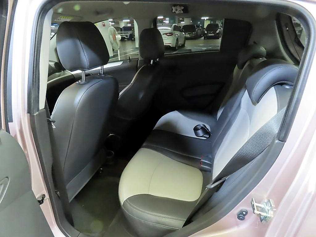 Chevrolet Spark - Vista 7