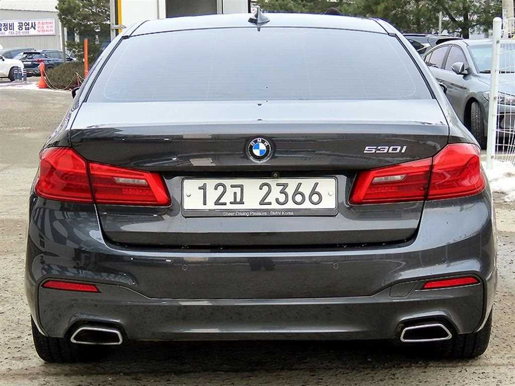 BMW 5 Series - Vista 4