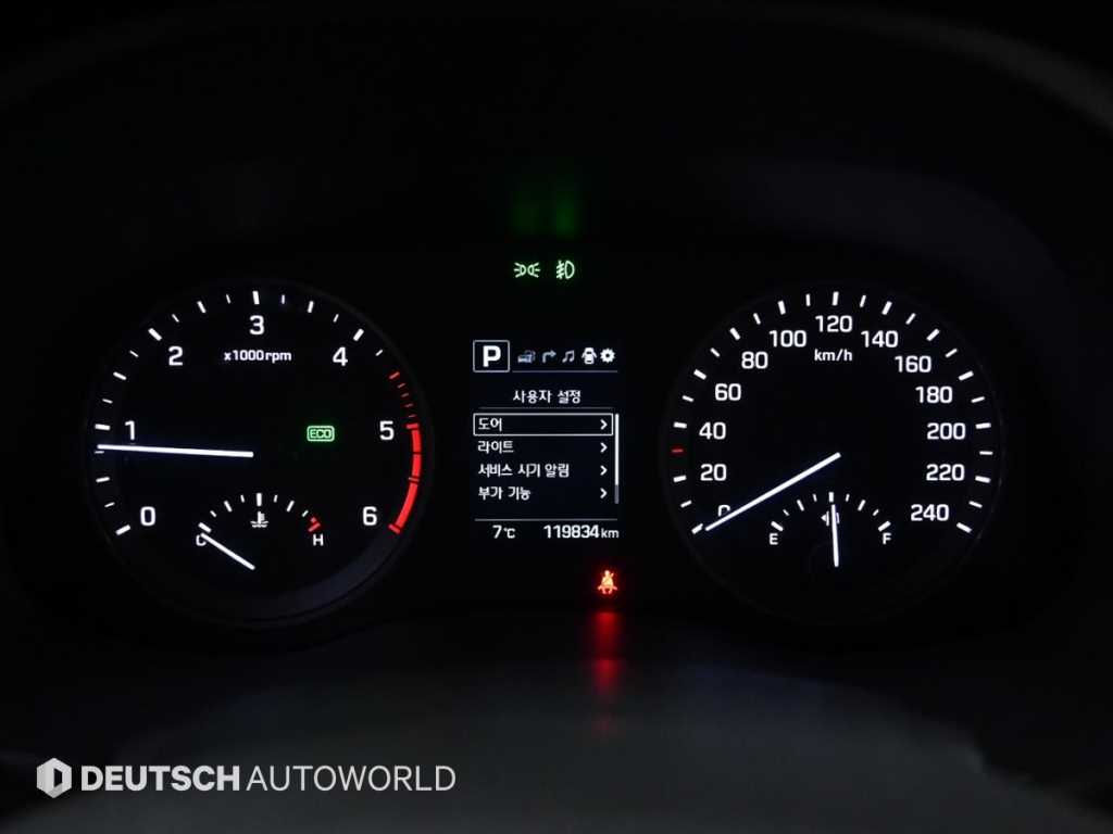 HYUNDAI Tucson - Vista 8