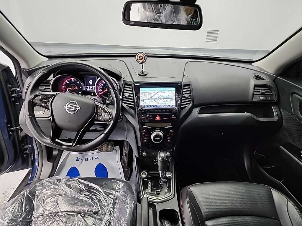 Ssangyong Tivoli - Vista 7