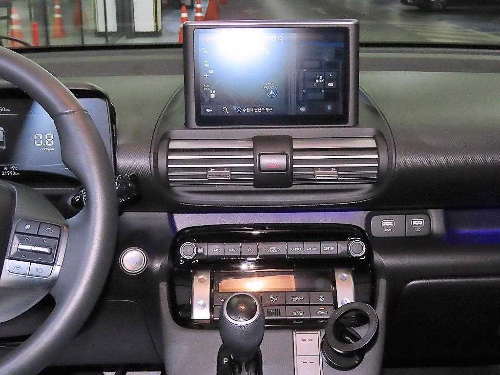 HYUNDAI Casper - Vista 11